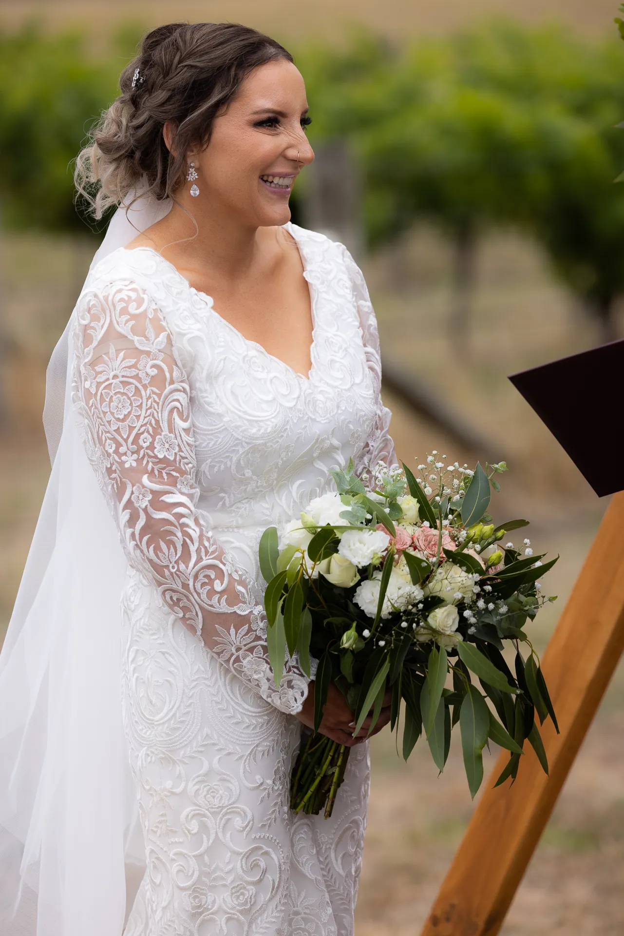 Sarah & Lee, wedding photograph 61