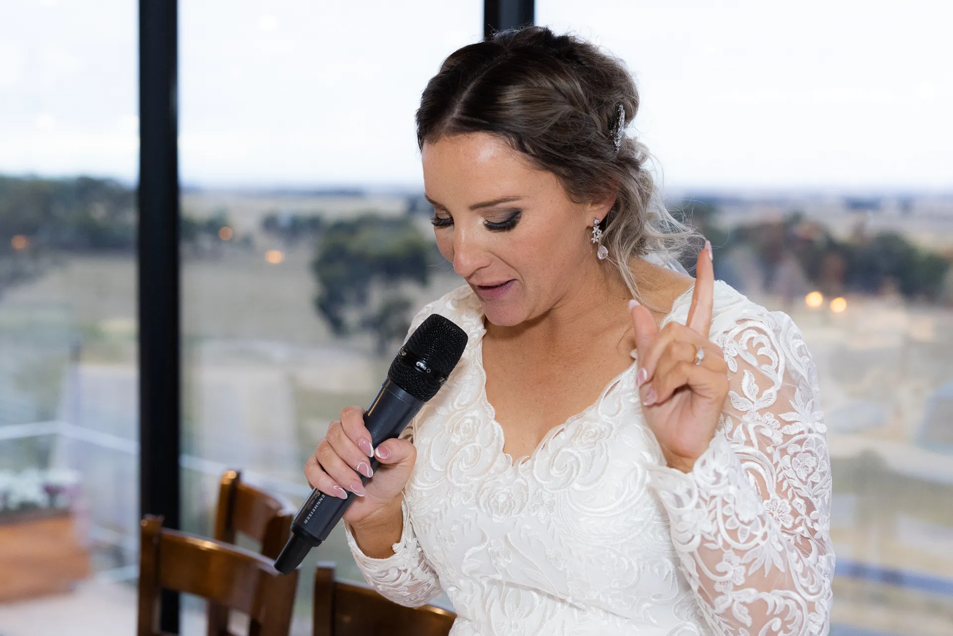 Sarah & Lee, wedding photograph 88