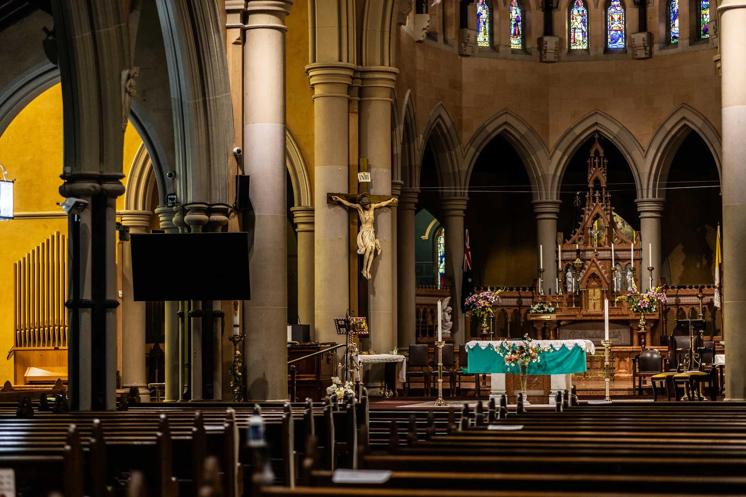Julie & Aidan, wedding photograph 1