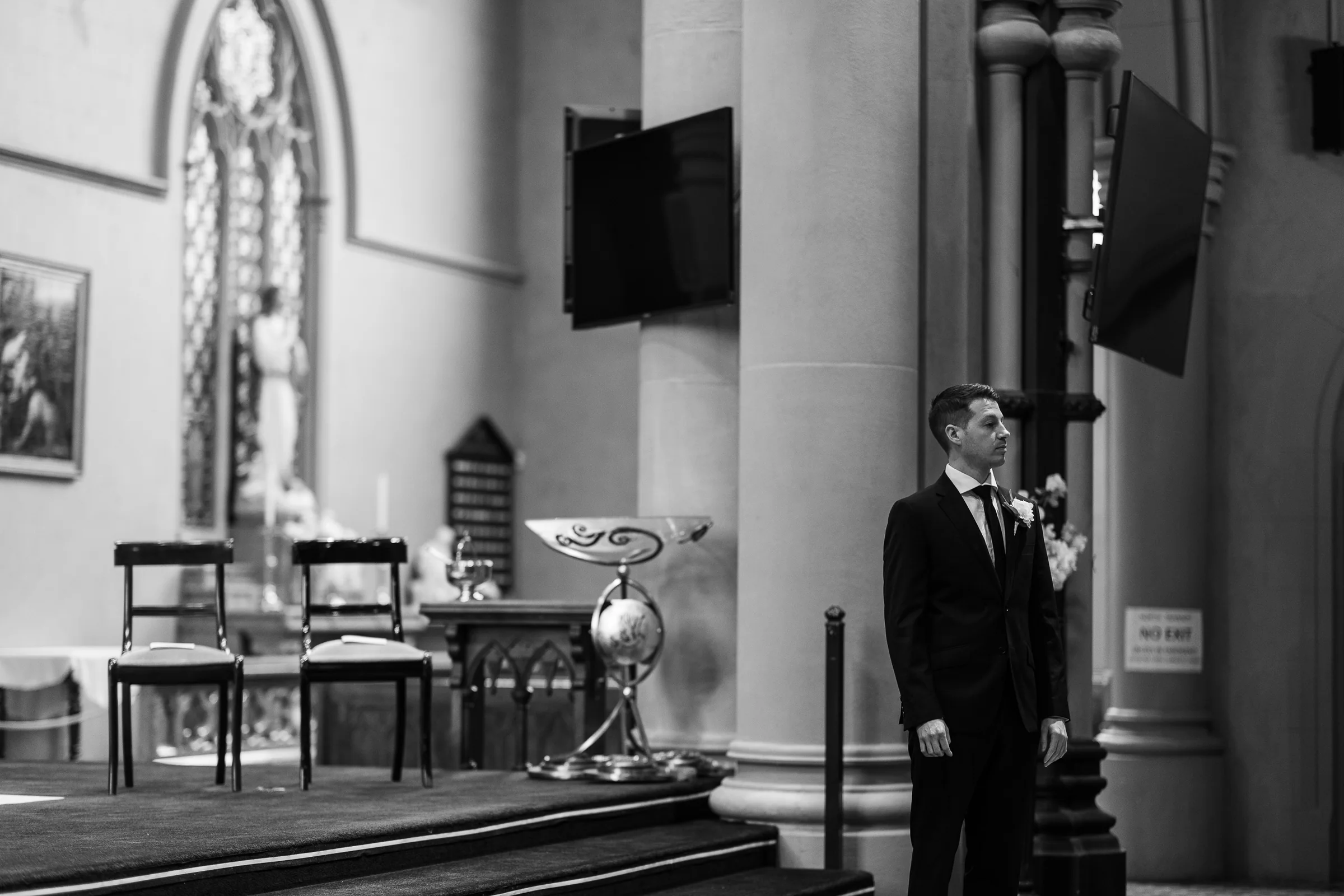 Julie & Aidan, wedding photograph 12